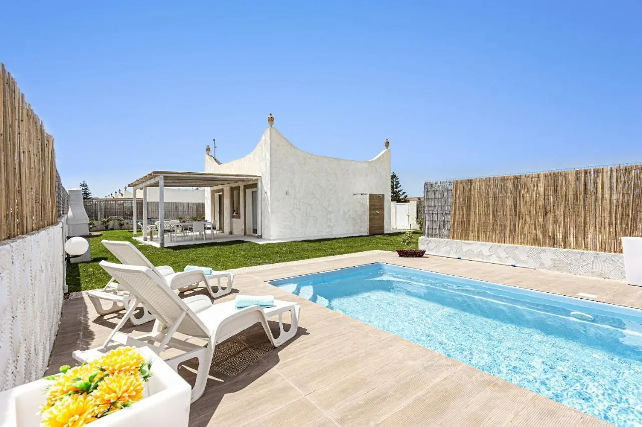 Villa Gialla By Villa Plus Santa Maria Del Focallo 0*,